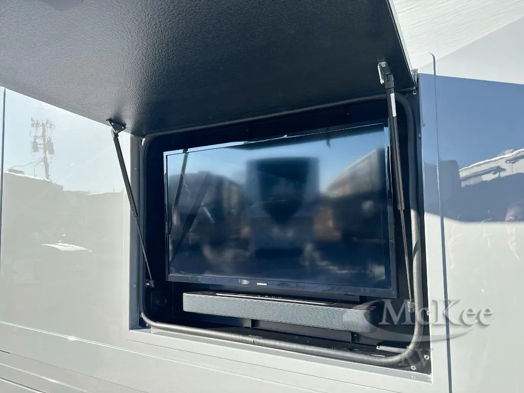 2026 Renegade RV Verona 40VTS - Photo 4