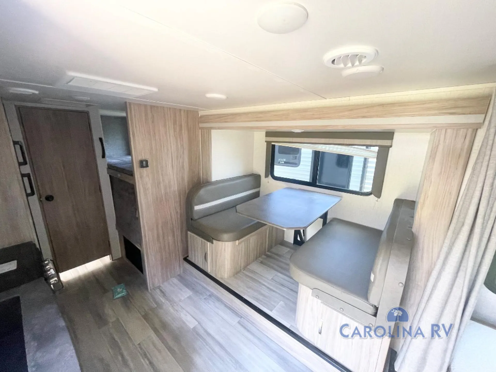2022 Winnebago Micro Minnie 2100BH - Photo 3