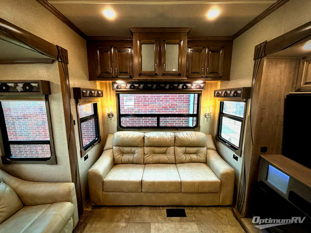 2020 Forest River Cedar Creek Champagne Edition 38EL, Photos photo 6