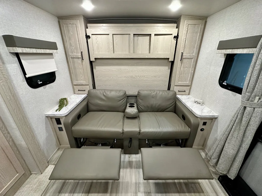 2023 Forest River Flagstaff Micro Lite 25BRDS, Photos photo 9
