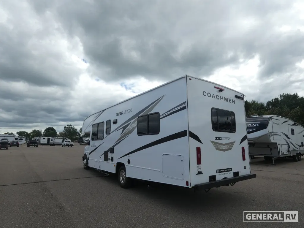 2026 Coachmen Freelander 27QB Chevy 3500 - Photo 4