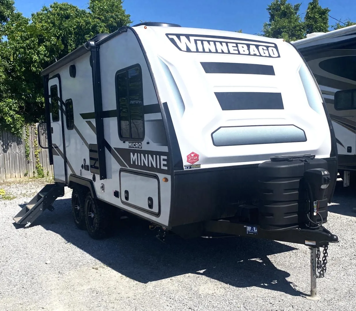 2023 Winnebago Micro Minnie 1808FBS - Photo 3