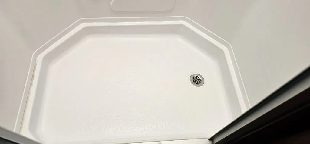 2015 Fleetwood Flair 26E, Photos photo 35