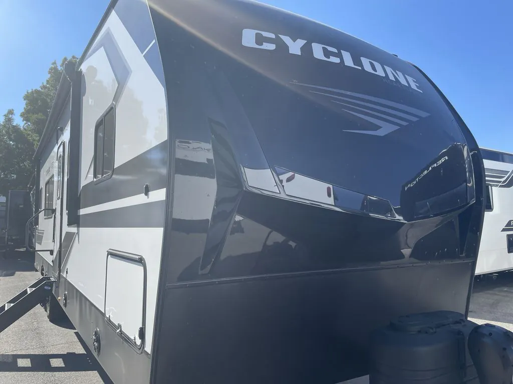 2027 Heartland Cyclone 2816 - Photo 2