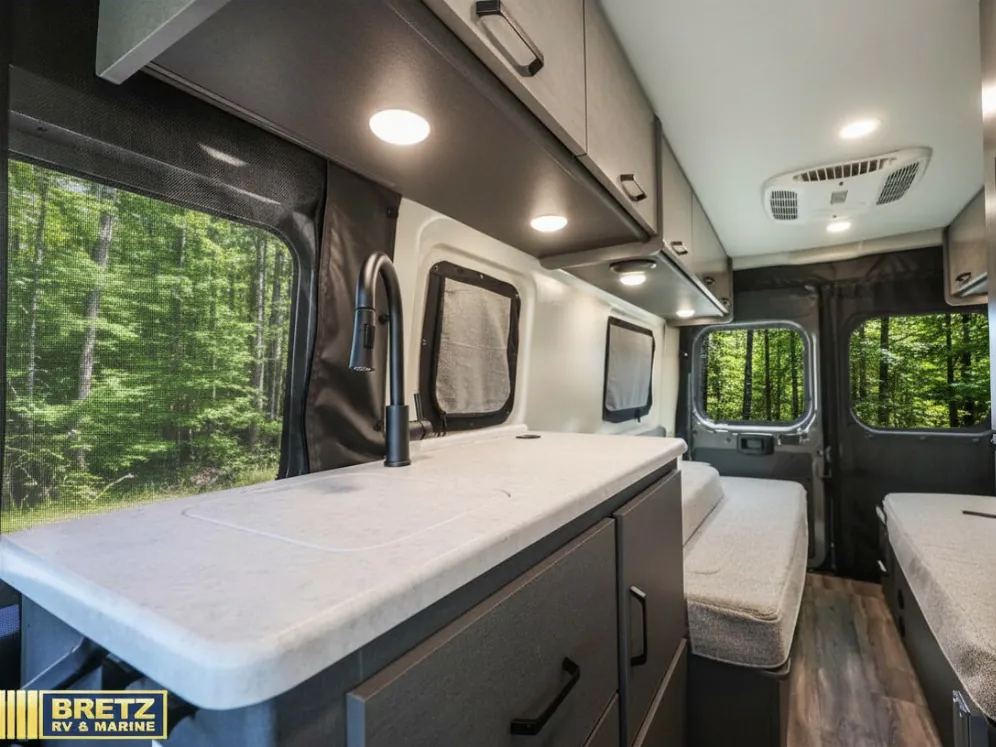 2026 Thor Motor Coach Tellaro 20U, Photos photo 8