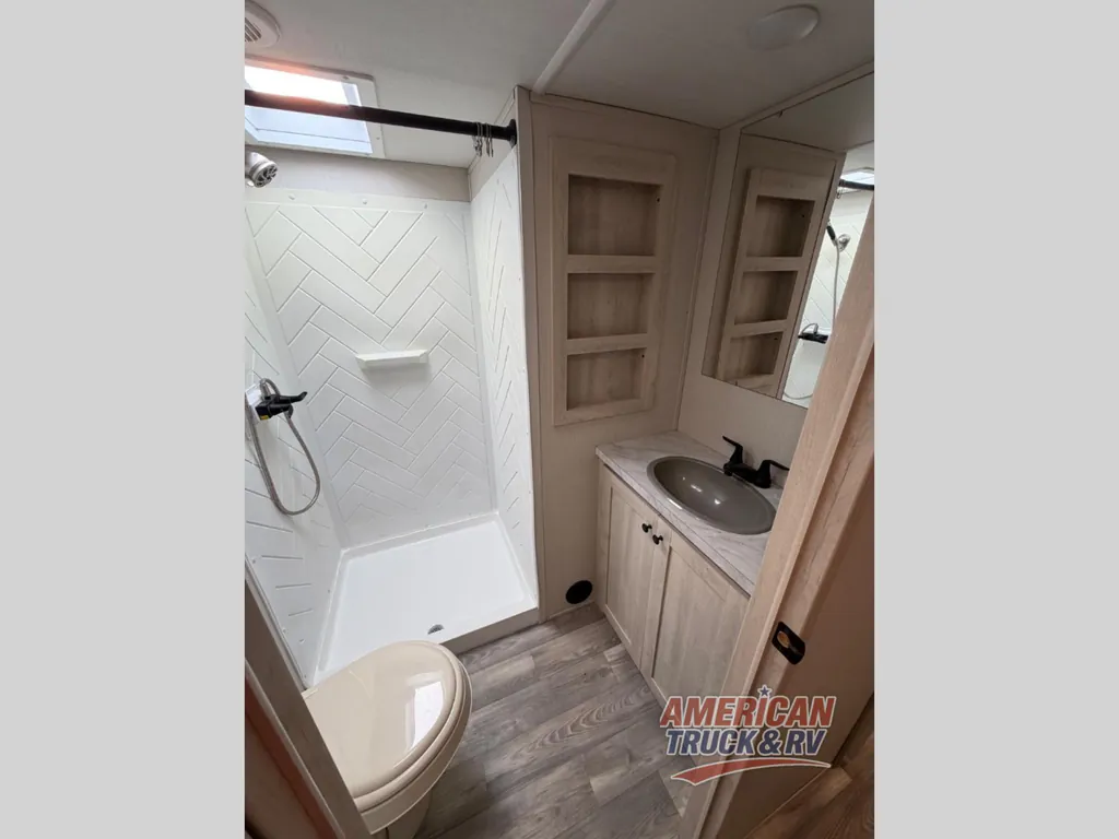 2023 Forest River Cardinal 36MB, Photos photo 52