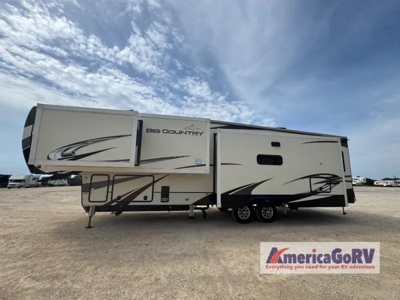 2020 Heartland Big Country Used    3560 SS - Photo 3