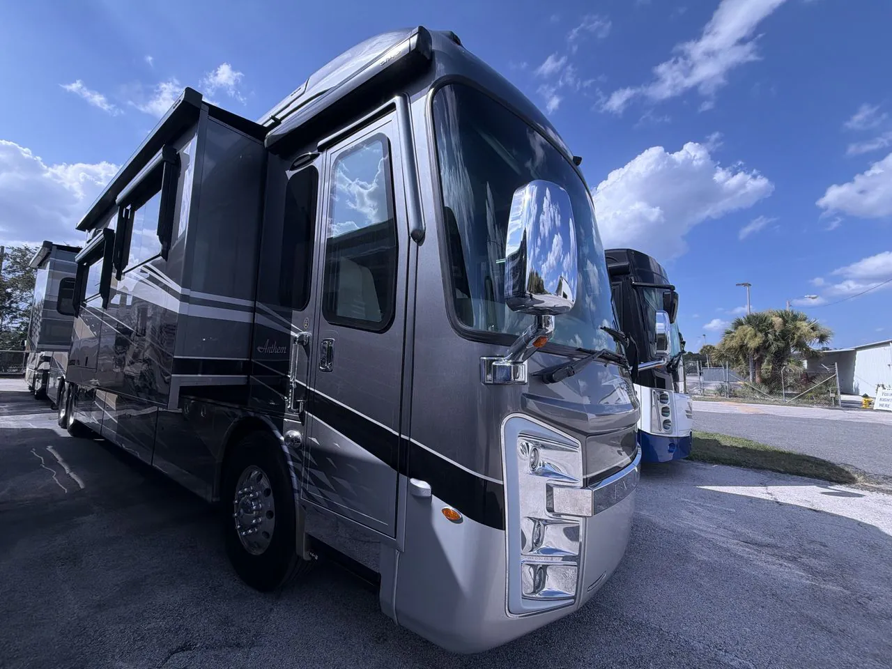 2022 Entegra Coach Anthem 44W - Photo 2