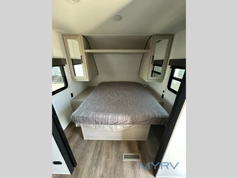 2026 Forest River Puma Camping Edition 284BHCE - Photo 4