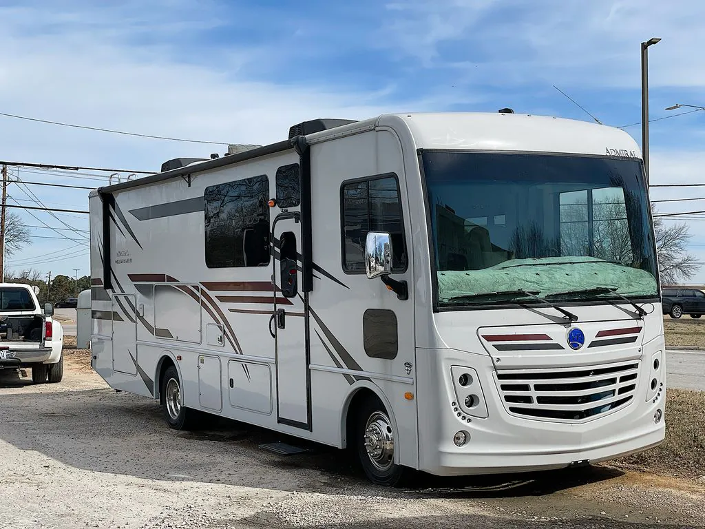 2024 Holiday Rambler Admiral 29M - Photo 2