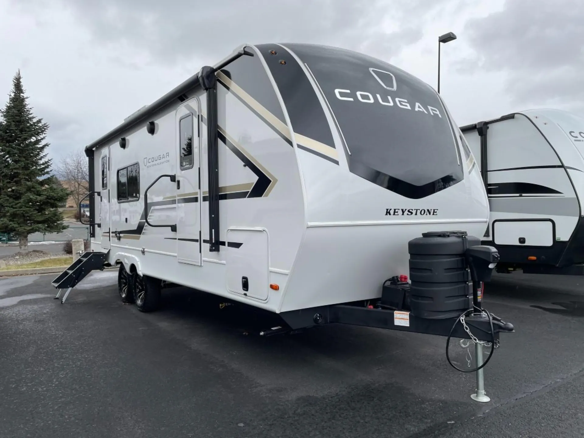 2026 Keystone Cougar Western 22RKWE dealer photo 1 from RnR RV Center Lewiston