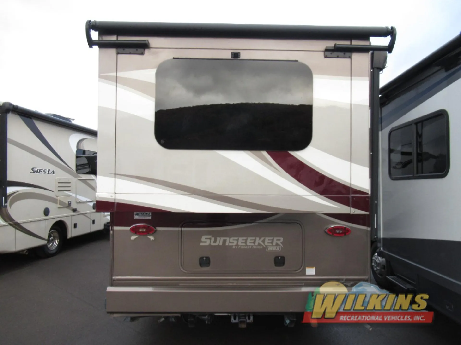 2019 Forest River Sunseeker MBS 2400R — Photo 5