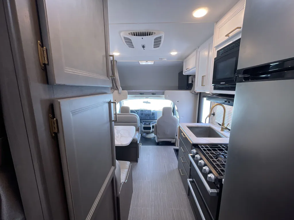 2025 Thor Motor Coach Freedom Elite 22FE, Photos photo 6