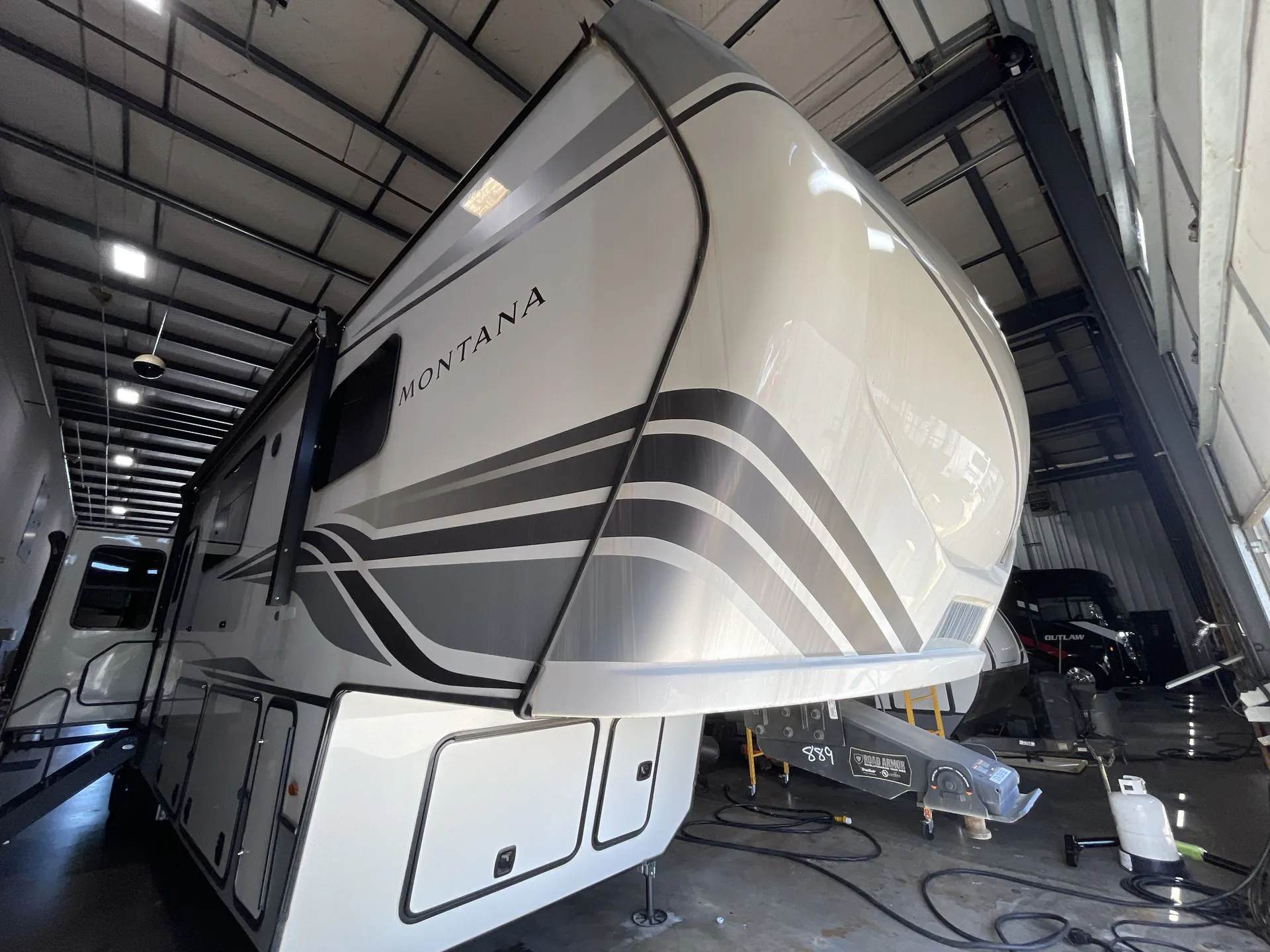 2023 Keystone Montana 3857BR - Photo 2