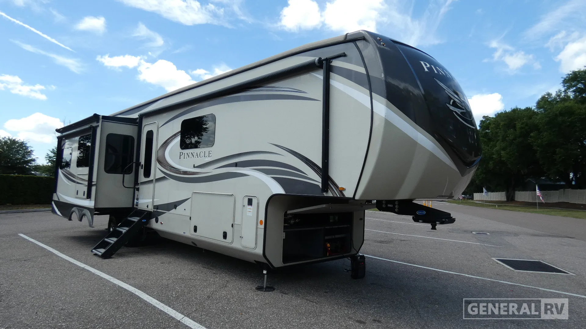 2020 Jayco Pinnacle 36FBTS - Photo 2