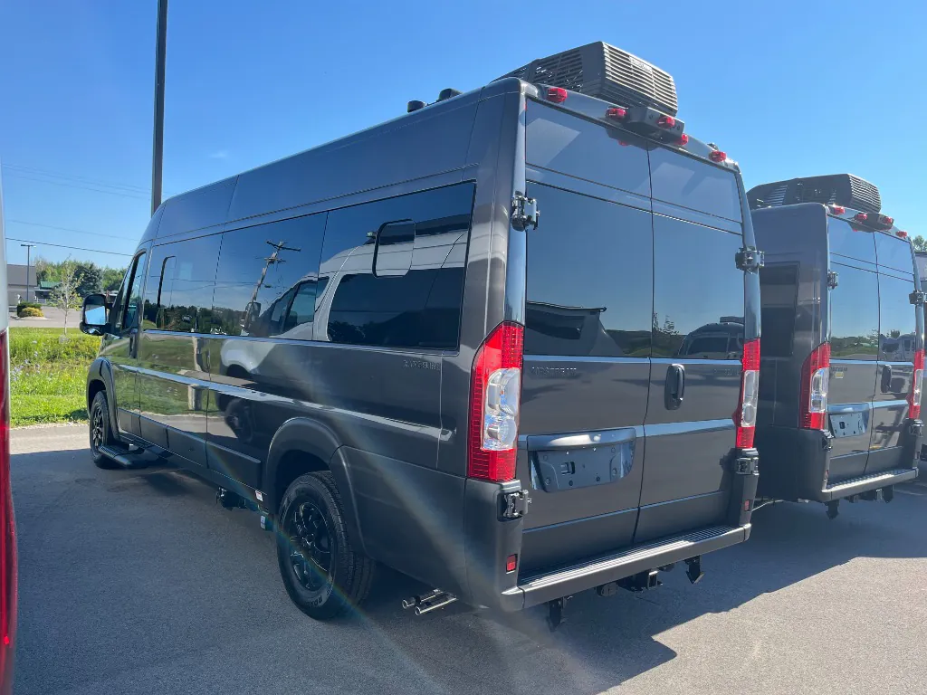 2027 Airstream Rangeline 21PS - Photo 4