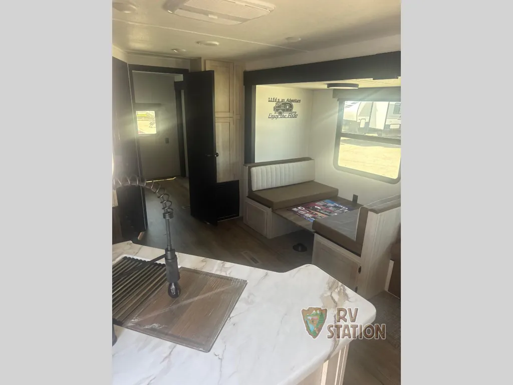 2027 Forest River Puma 32BHQS, Photos photo 7