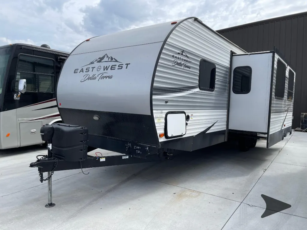 2021 East to West Della Terra 271BH, Photos photo 6
