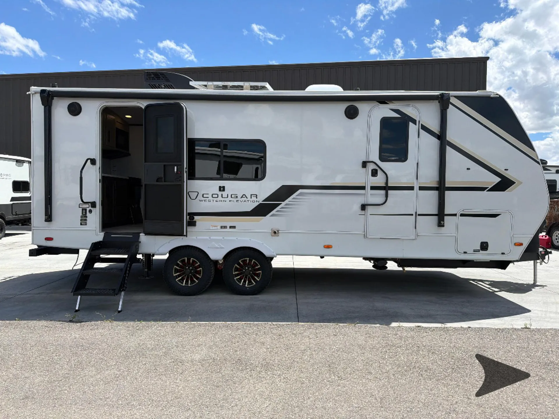 2026 Keystone Cougar Western Elevation 22RKWE dealer photo 2 from Bish's RV