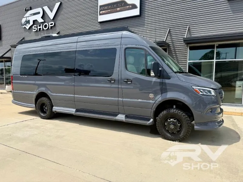 2026 OGV Luxury Coach VCRUISE 10OBWA - Photo 2