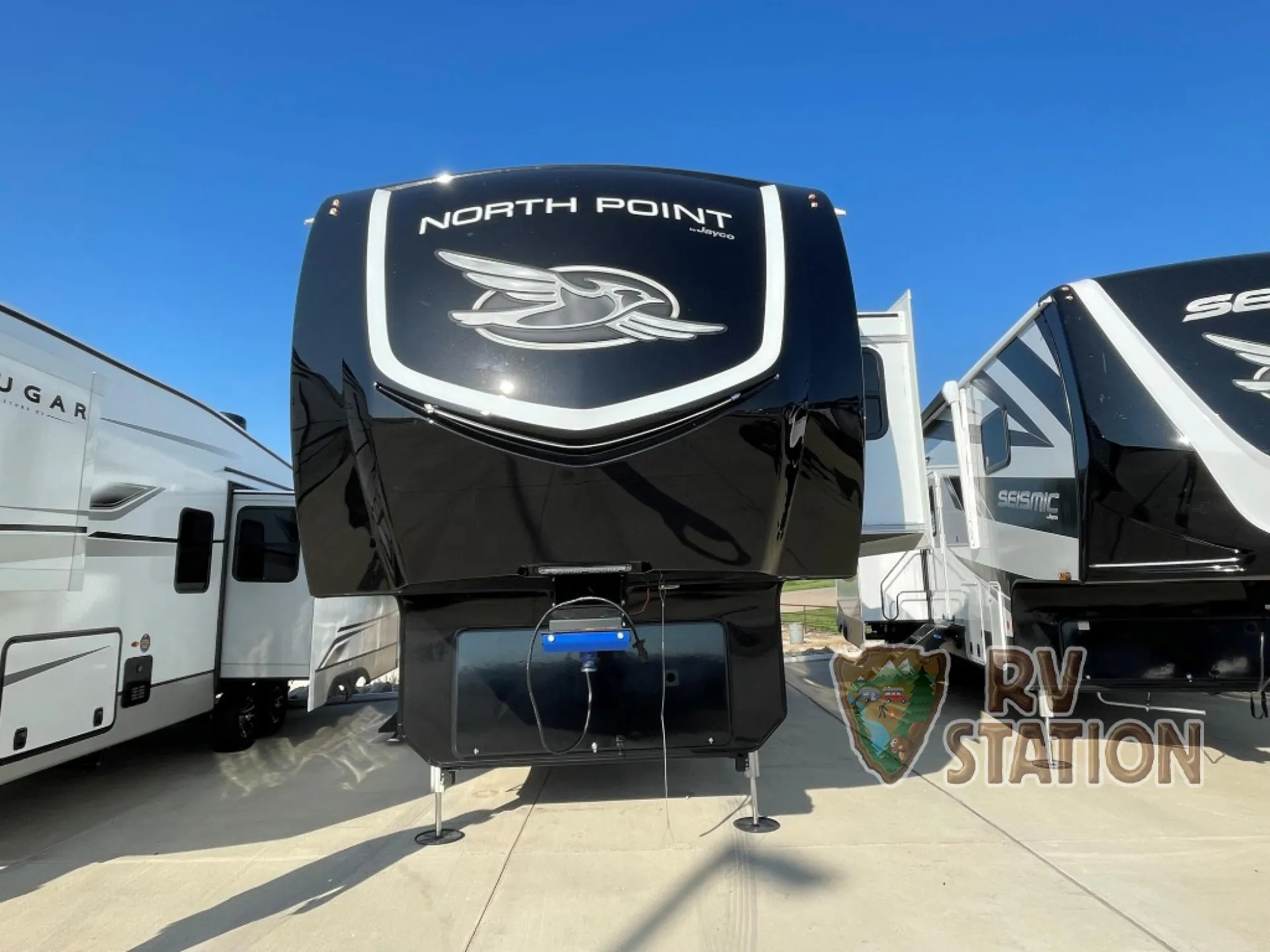 2025 Jayco North Point 390CKDS - Photo 4