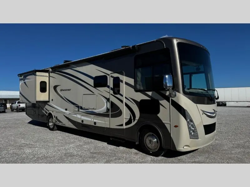 2019 Thor Motor Coach Windsport 35M - Photo 2