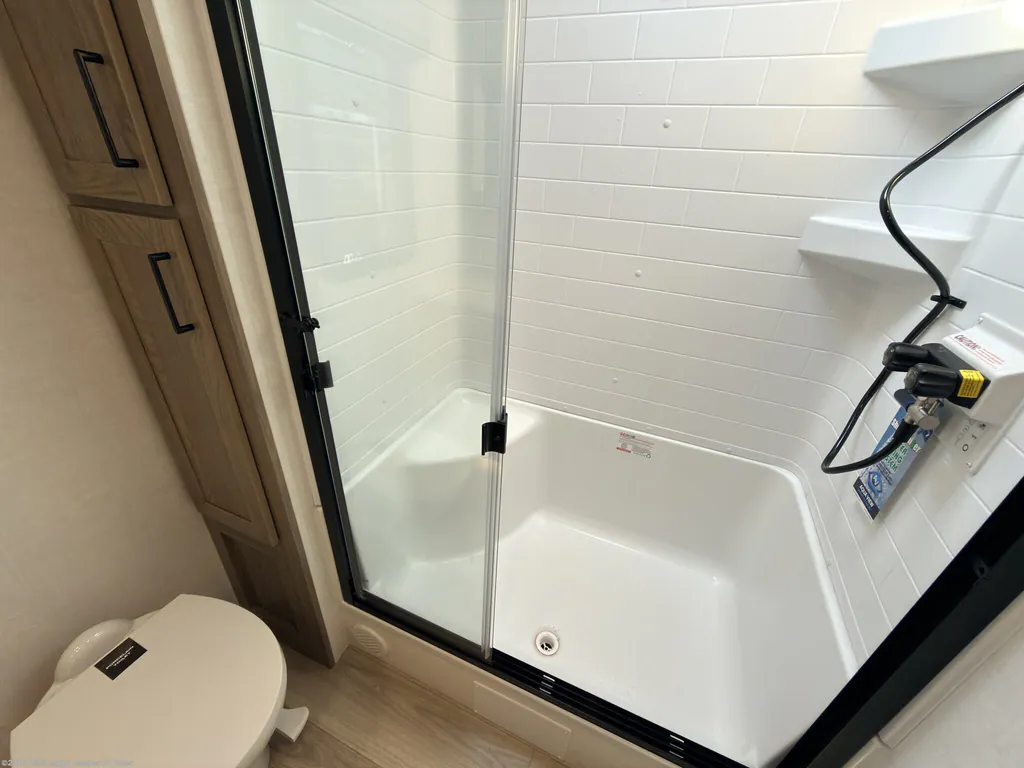 2027 Forest River Rockwood Ultra Lite 2623MBR, Photos photo 37