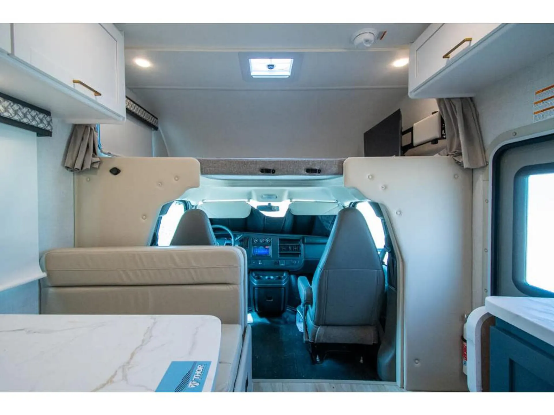 2027 Thor Motor Coach Geneva 22VZ - Photo 3