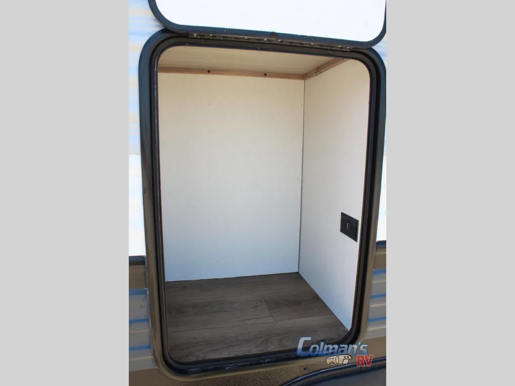 2027 Forest River Puma 27RBDS, Photos photo 10