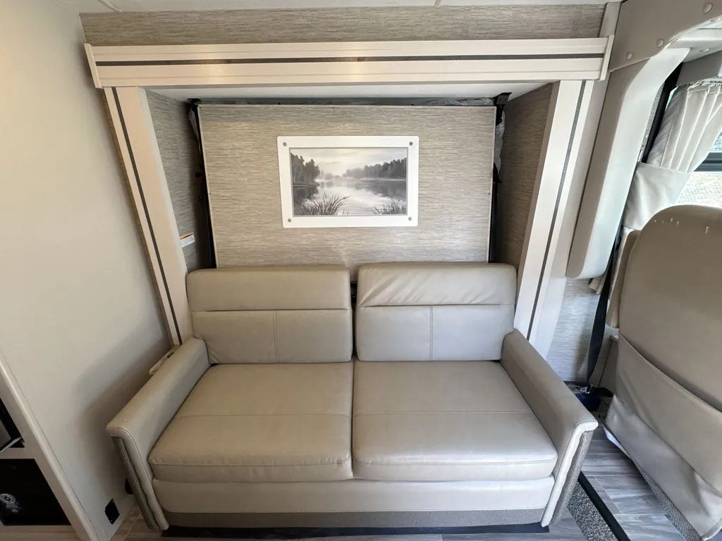 2023 Thor Motor Coach Vegas 24.3, Photos photo 2