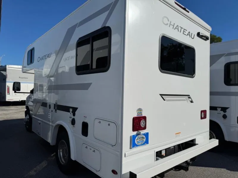 2026 Thor Motor Coach Chateau 19Z - Photo 4