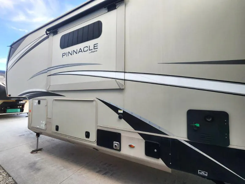2021 Jayco Pinnacle 36FBTS, Photos photo 84