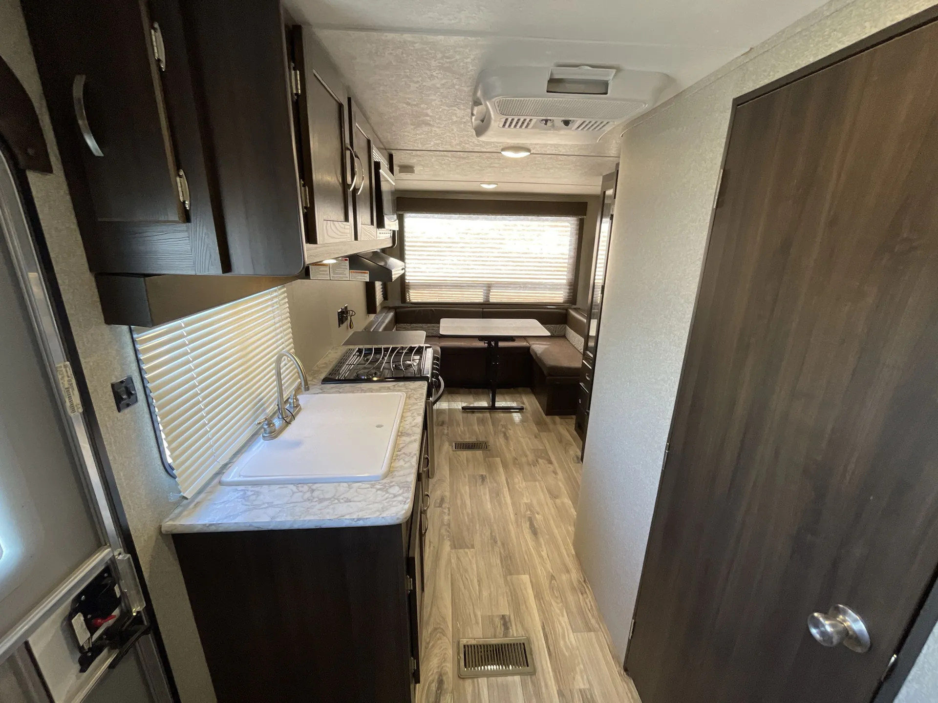 2018 Keystone Springdale 202QBWE — living area main