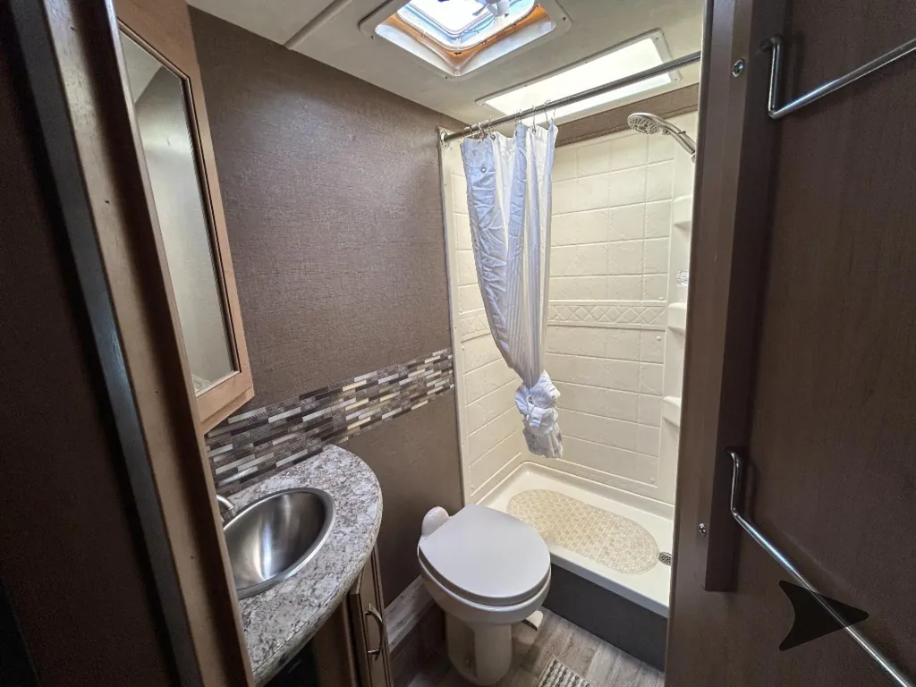 2018 Thor Motor Coach Freedom Elite 22FE, Photos photo 14