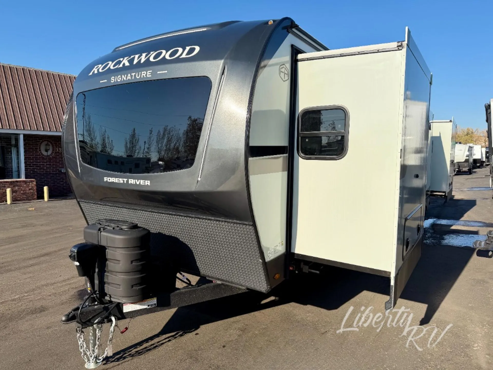 2026 Forest River Rockwood Signature 8421DB - Photo 3