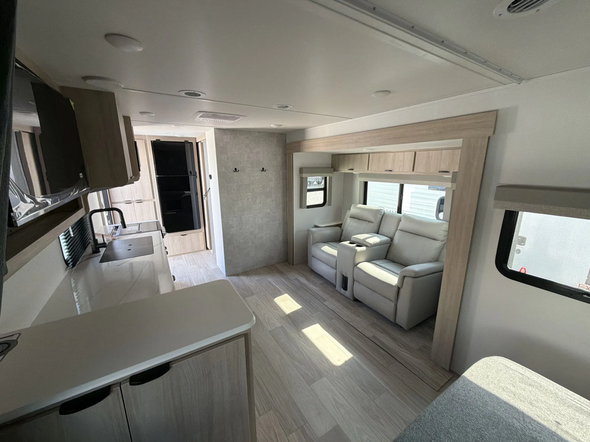 2025 Winnebago Minnie 2326RB - Photo 4