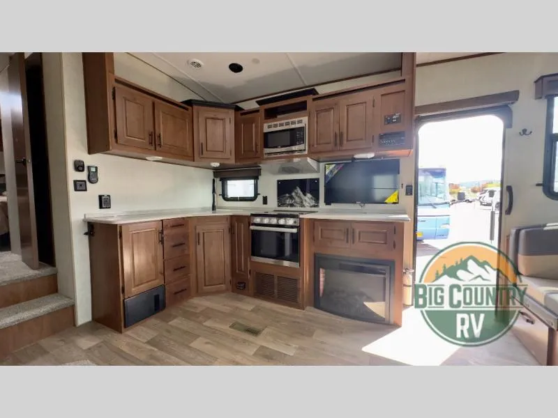 2025 Outdoors RV Glacier Peak Titanium Series 26RDS - Photo 4