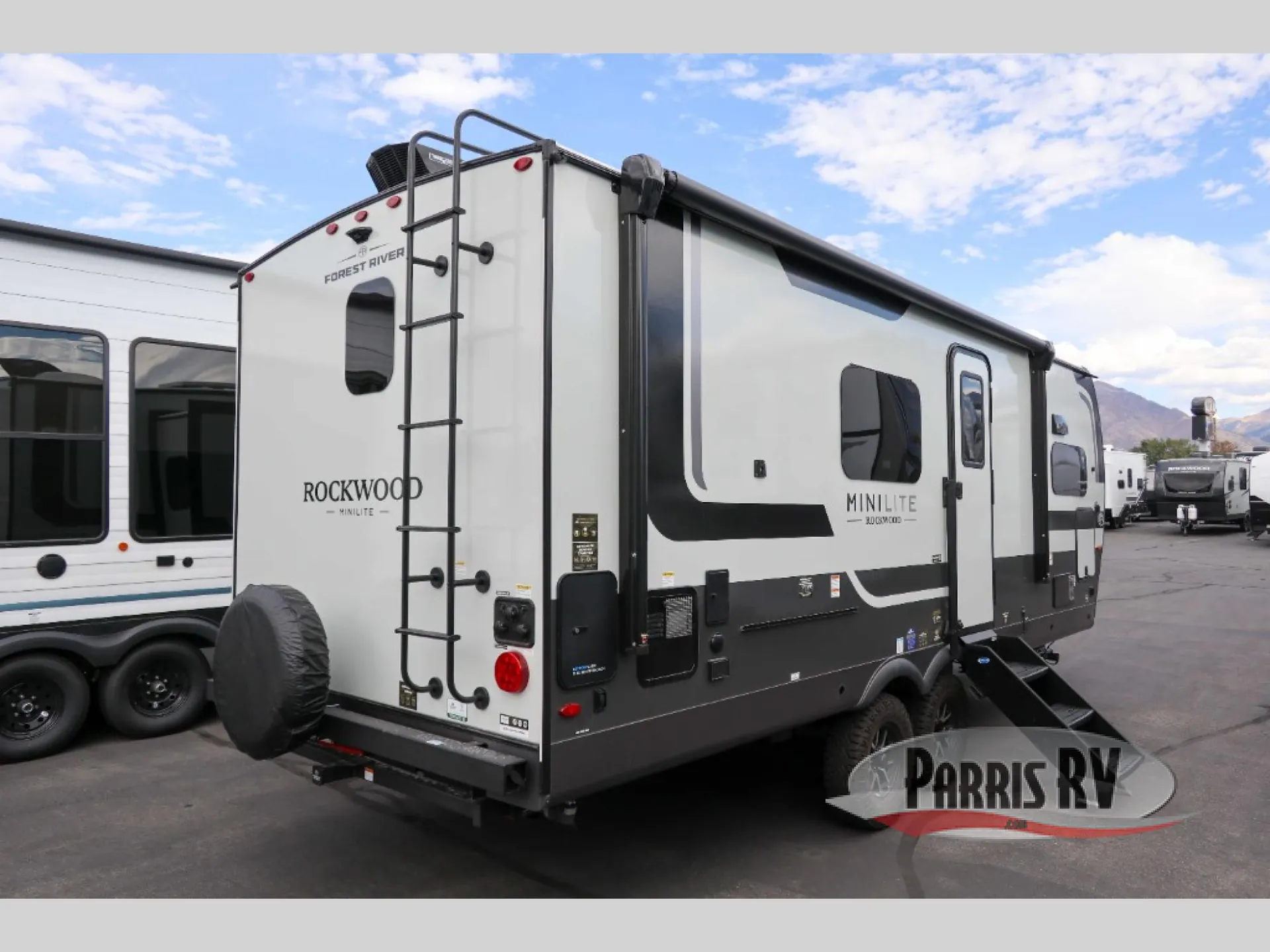 2027 Forest River Rockwood Mini Lite 2523MBR - Photo 4