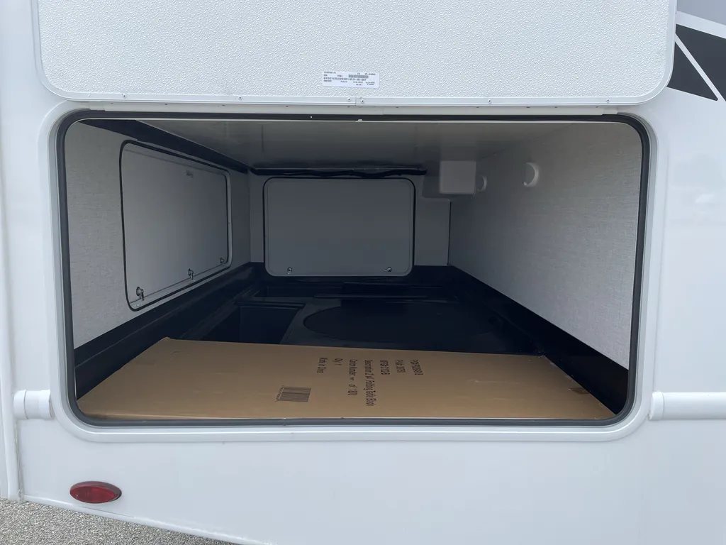 2026 Thor Motor Coach Freedom Elite 28HZ, Photos photo 22