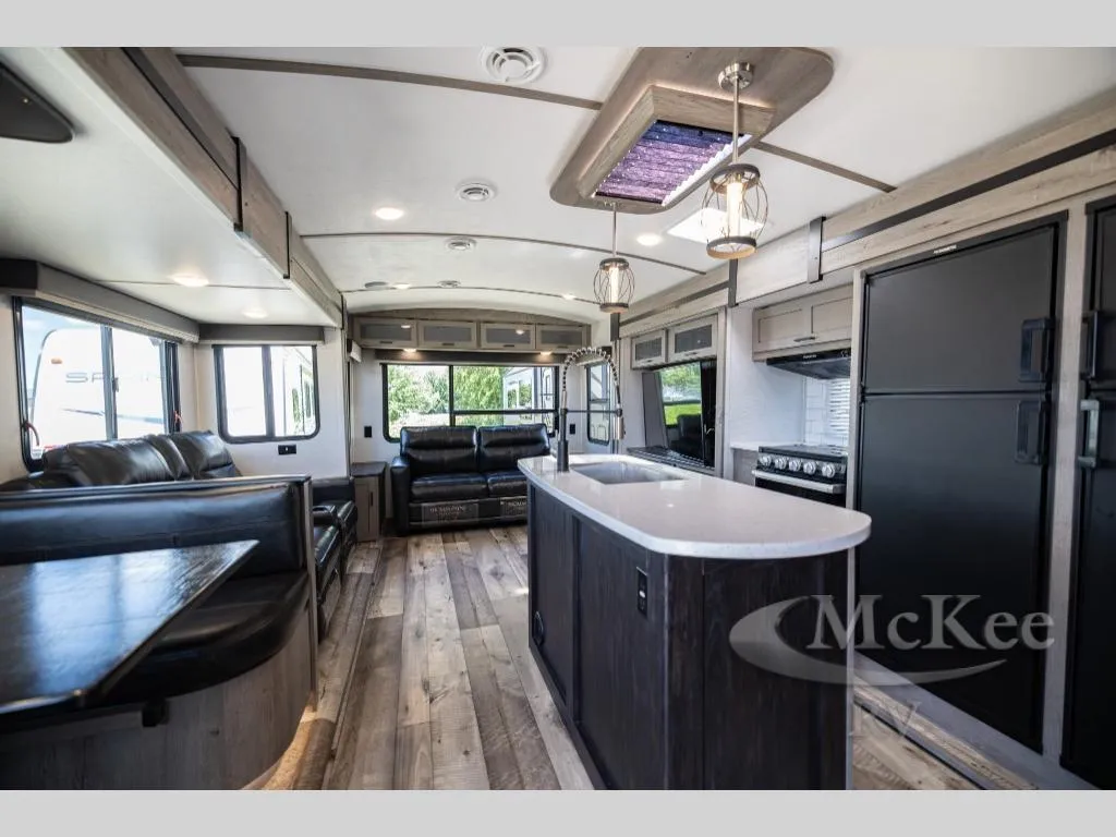 2021 Keystone Outback 328RL - Photo 3