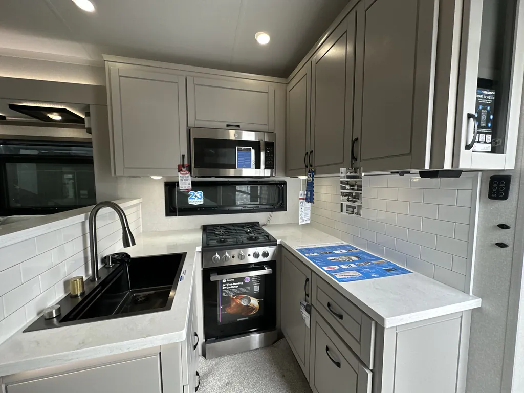 2026 Jayco North Point 395DSDB, Photos photo 13