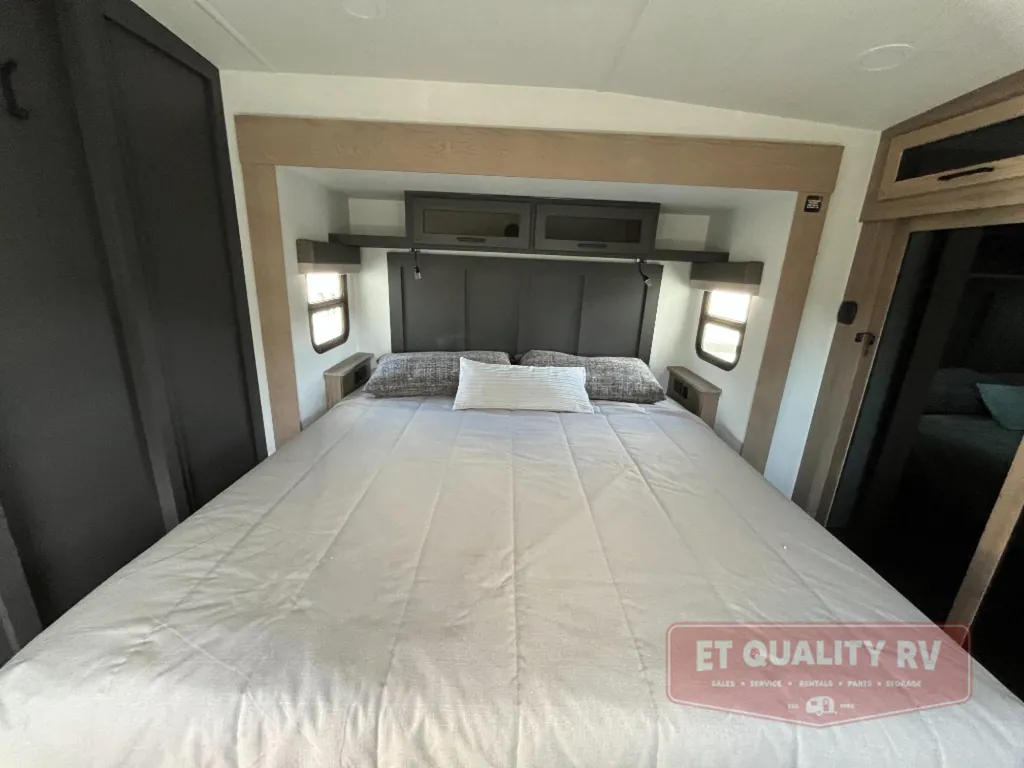 2026 Forest River Rockwood Signature R361RLS, Photos photo 34