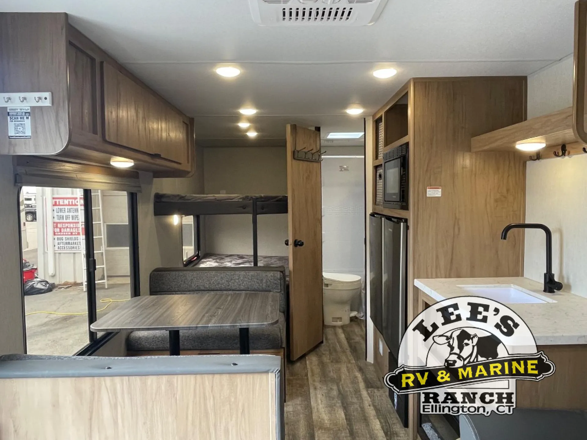 2024 Forest River Cherokee Wolf Den 26EV - Photo 2