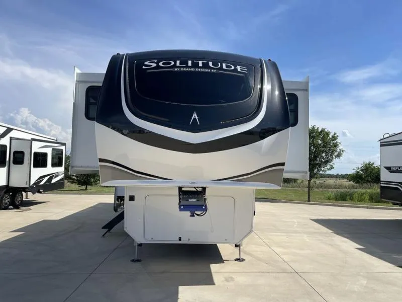 2026 Grand Design Solitude 380FL - Photo 4