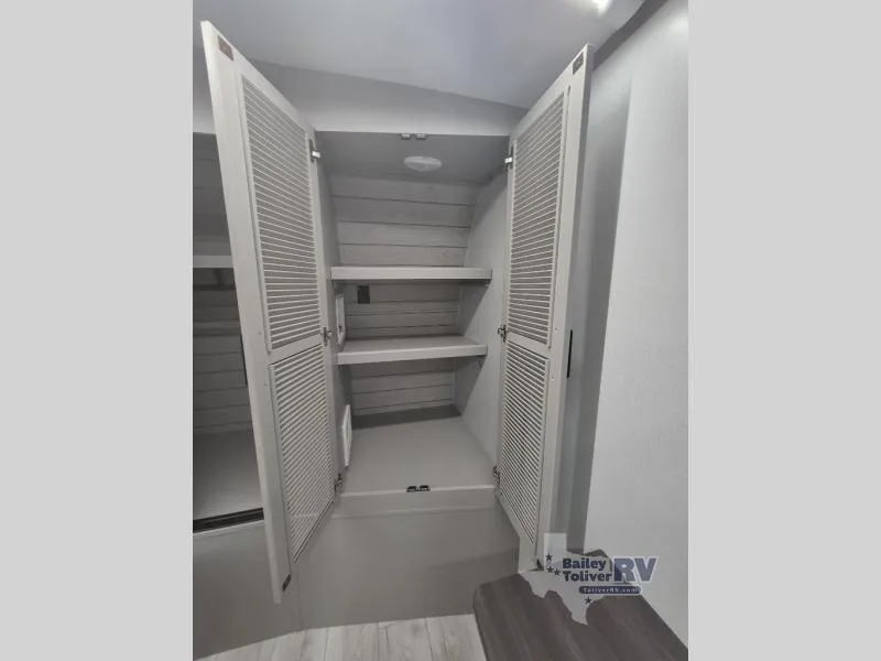 2026 Keystone Outback 328RL - Photo 4