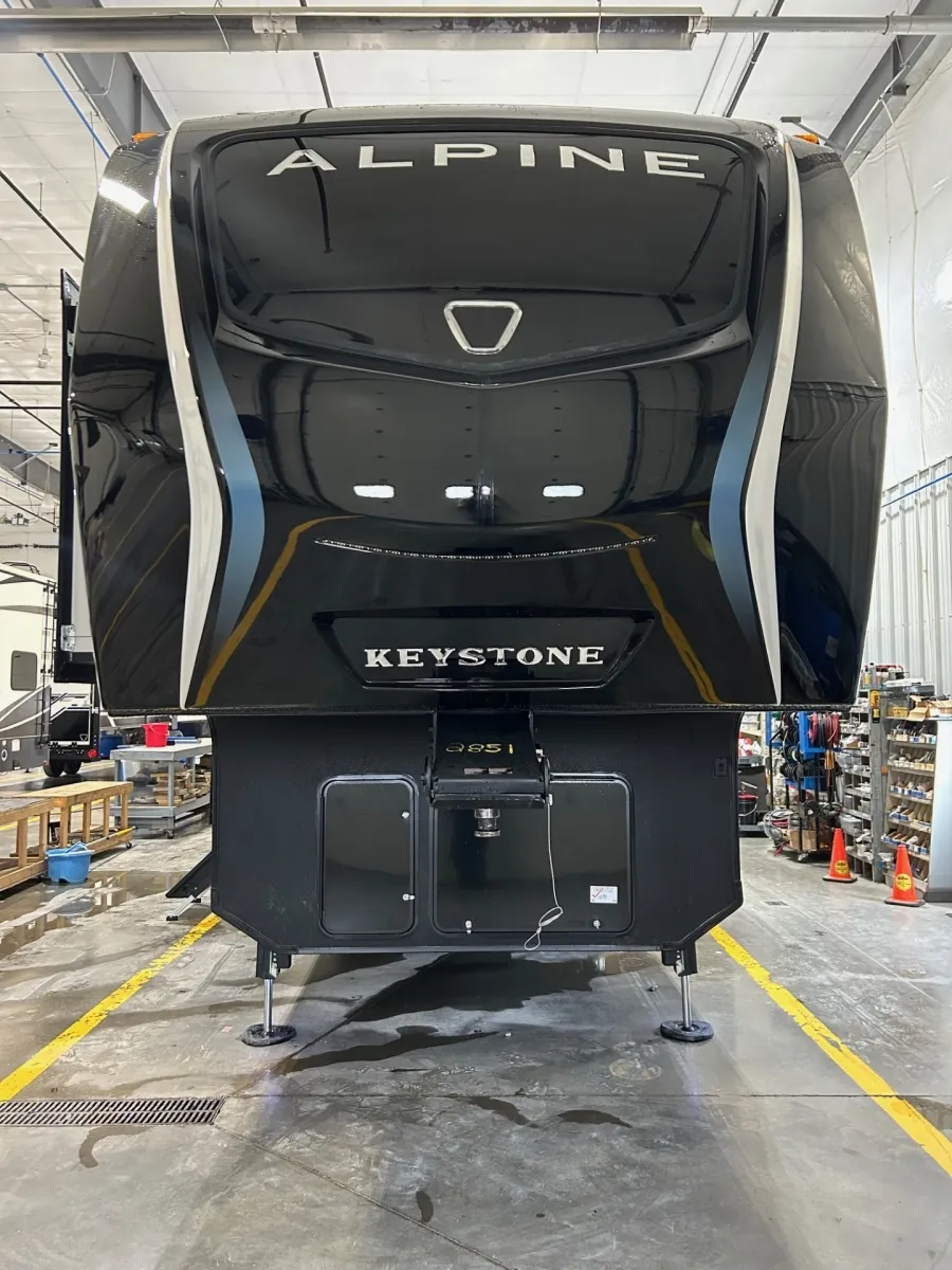 2026 Keystone Alpine 3820FK - Photo 3