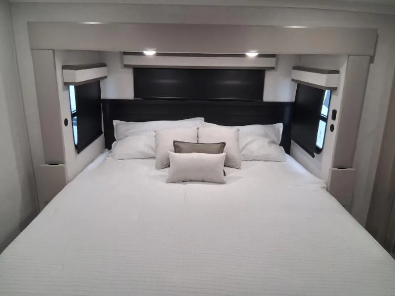 2027 Jayco North Point 391TBBH, Photos photo 29