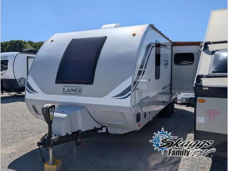2021 Lance Lance Travel Trailers Used    2285 - Photo 2