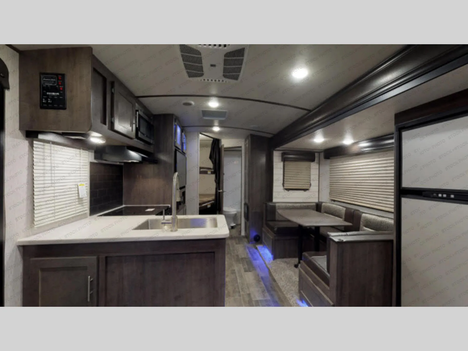 2024 CrossRoads Sunset Trail Super Lite 242BH - Photo 3