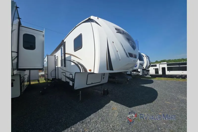 2022 Forest River Sabre 38DBQ - Photo 3